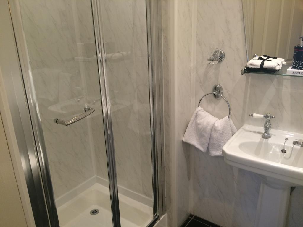 אדינבורו Aaran Lodge Guest House חדר תמונה