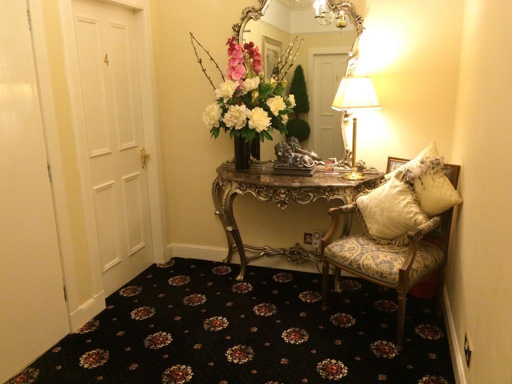 אדינבורו Aaran Lodge Guest House מראה חיצוני תמונה